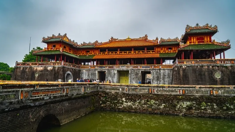 Soạn bài Quần thể di tích cố đô Huế - Ngữ văn 9 - Cánh diều 