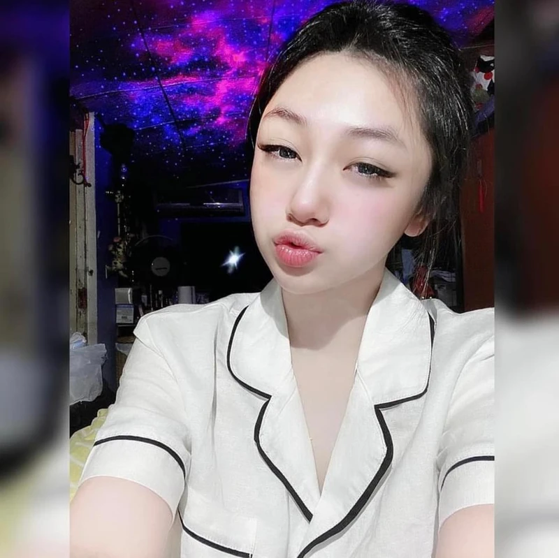 Trần Hà Linh 10