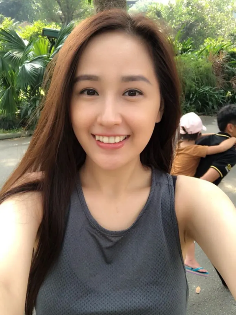 Mai Phương Thúy mặt mộc khiến fan bất ngờ với nhan sắc tự nhiên nhưng không kém phần thu hút Mai Phương Thúy mặt mộc khiến fan bất ngờ với nhan sắc tự nhiên nhưng không kém phần thu hút