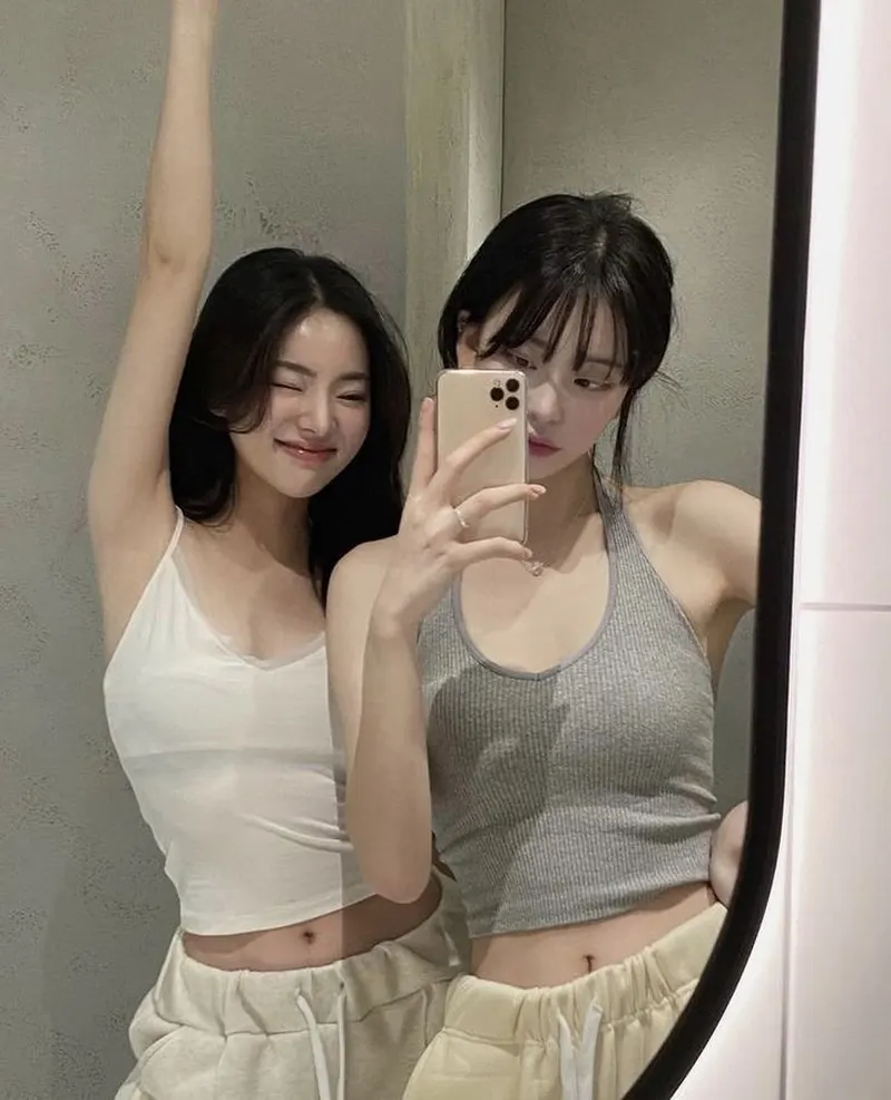 Gái xinh cute với nét sexy đầy tinh tế Gái xinh cute với nét sexy đầy tinh tế