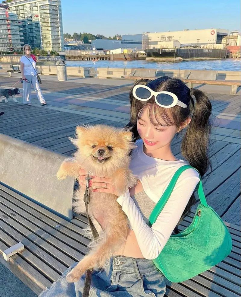 Gái Hàn cute với kiểu tóc và trang phục thời thượng Gái Hàn cute với kiểu tóc và trang phục thời thượng