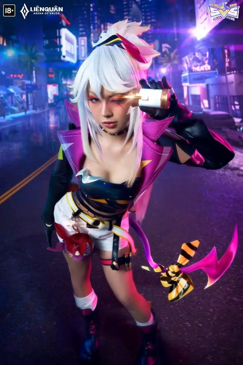 Cosplay Aoi liên quân với thần thái sắc sảo, đậm chất chiến binh Cosplay Aoi liên quân với thần thái sắc sảo, đậm chất chiến binh