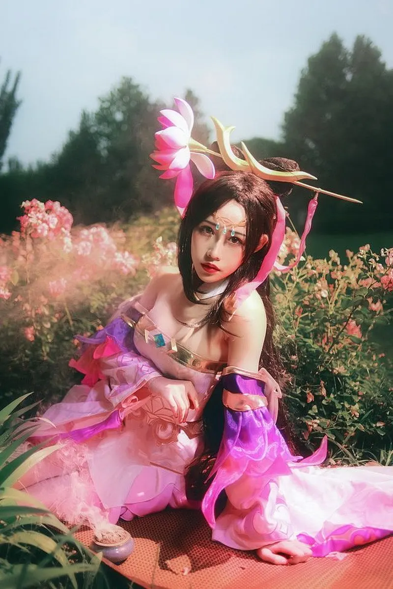 Cosplay Điêu Thuyền liên quân với bộ trang phục lộng lẫy và tinh tế Cosplay Điêu Thuyền liên quân với bộ trang phục lộng lẫy và tinh tế