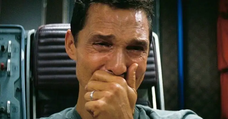 Man crying meme thể hiện biểu cảm bi hài qua hình ảnh chân thật Man crying meme thể hiện biểu cảm bi hài qua hình ảnh chân thật