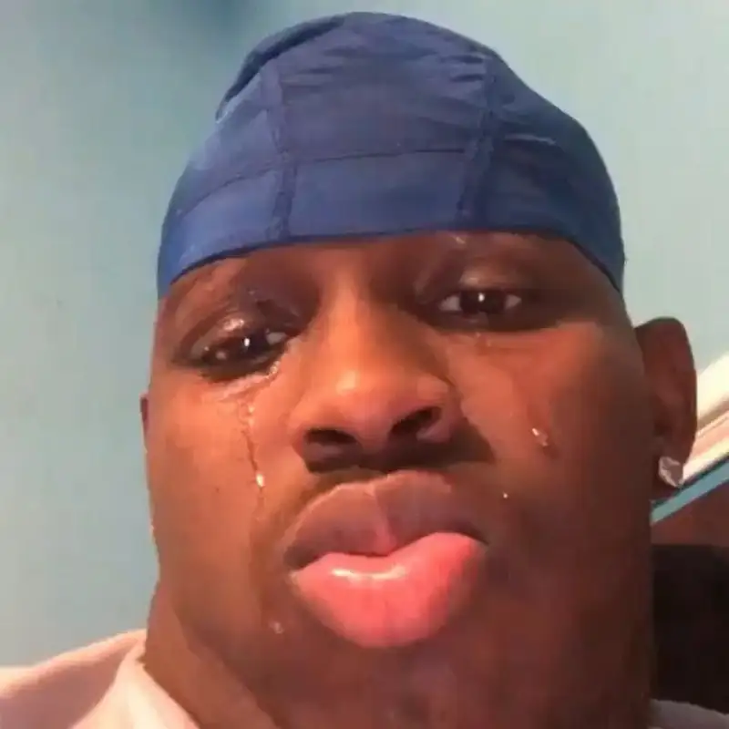 Meme cat cry gây sốt mạng với hình ảnh mèo khóc đầy hài hước Meme cat cry gây sốt mạng với hình ảnh mèo khóc đầy hài hước