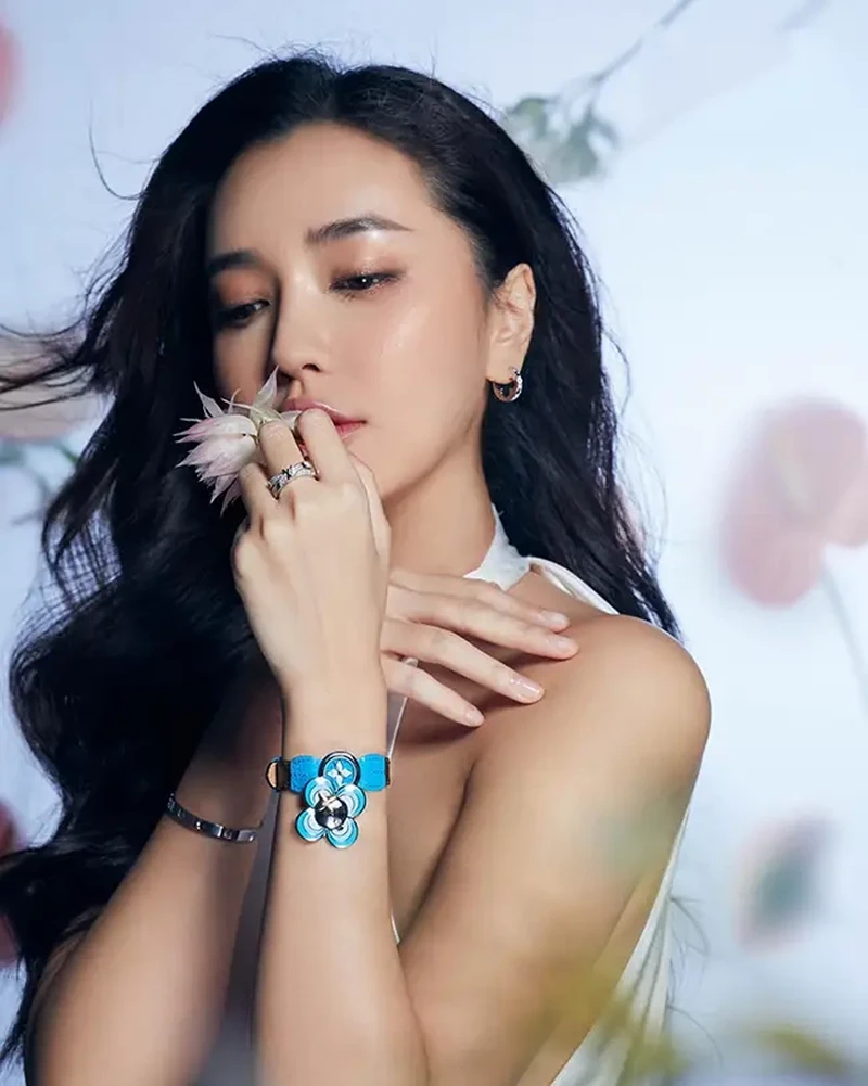 Chuyện Cũ Bỏ Qua ca nhạc là bài hát được yêu thích Chuyện Cũ Bỏ Qua ca nhạc là bài hát được yêu thích