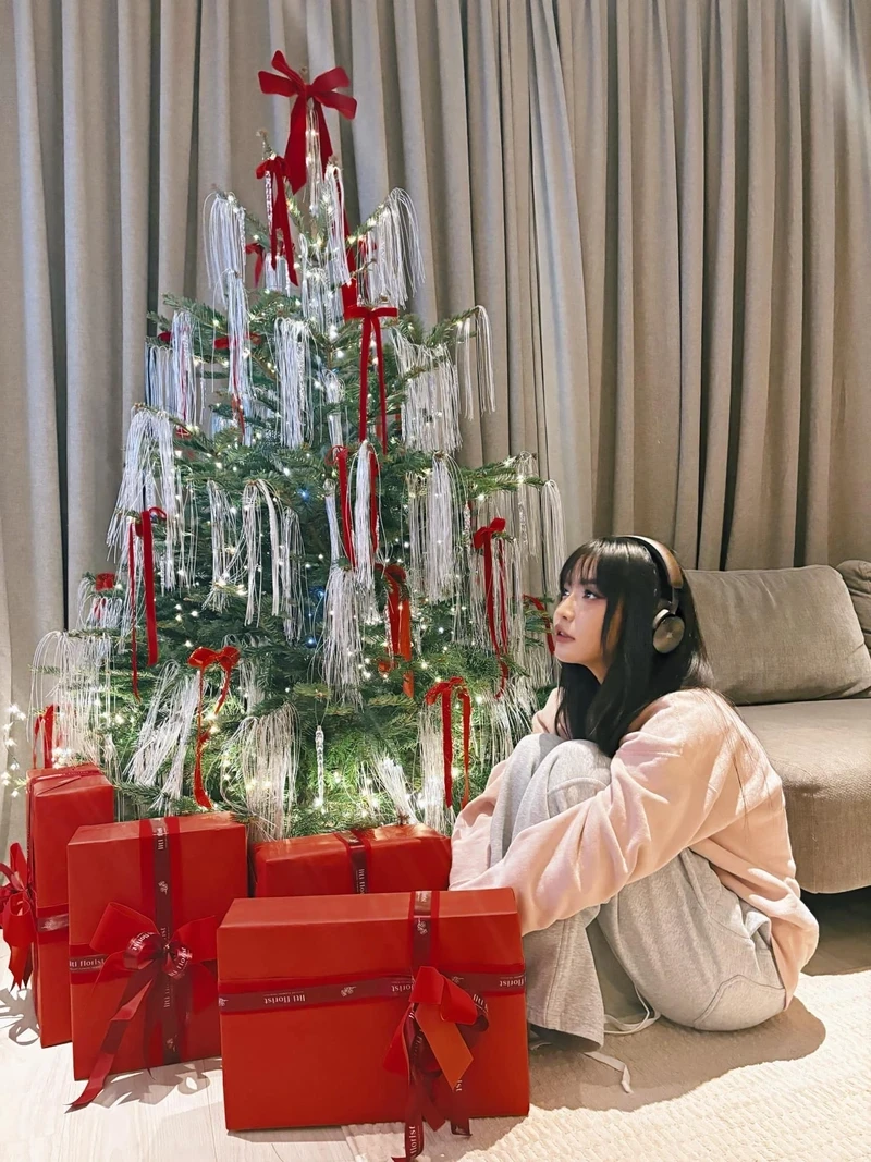 Tuyển tập nhạc Bích Phương là lựa chọn hoàn hảo cho người yêu nhạc Tuyển tập nhạc Bích Phương là lựa chọn hoàn hảo cho người yêu nhạc