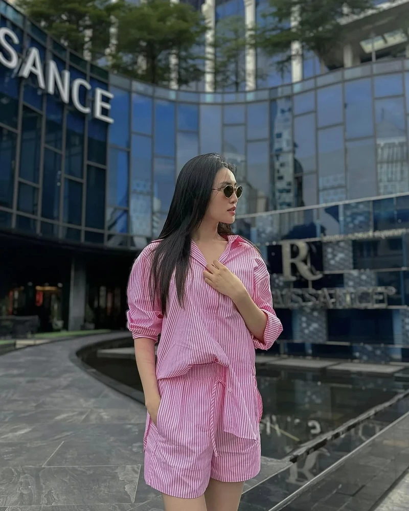 Hình ảnh Ninh Dương Lan Ngọc ngày xưa trong bikini đầy kỷ niệm