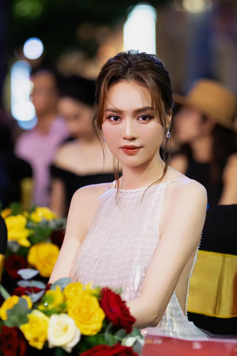 Ninh Dương Lan Ngọc và Ngô Kiến Huy trong đ ám cưới đẹp như mơ