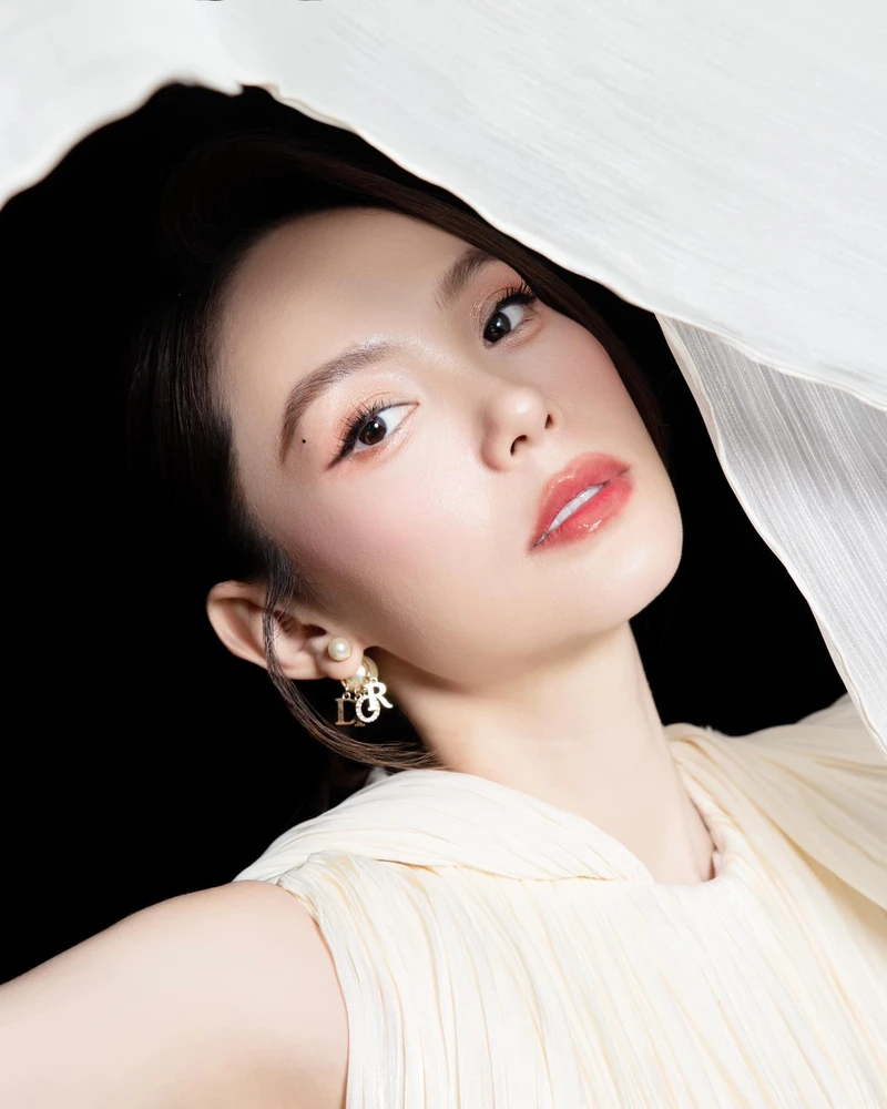 Hình đám cưới Minh Hằng luôn ghi lại những khoảnh khắc đẹp Hình đám cưới Minh Hằng luôn ghi lại những khoảnh khắc đẹp