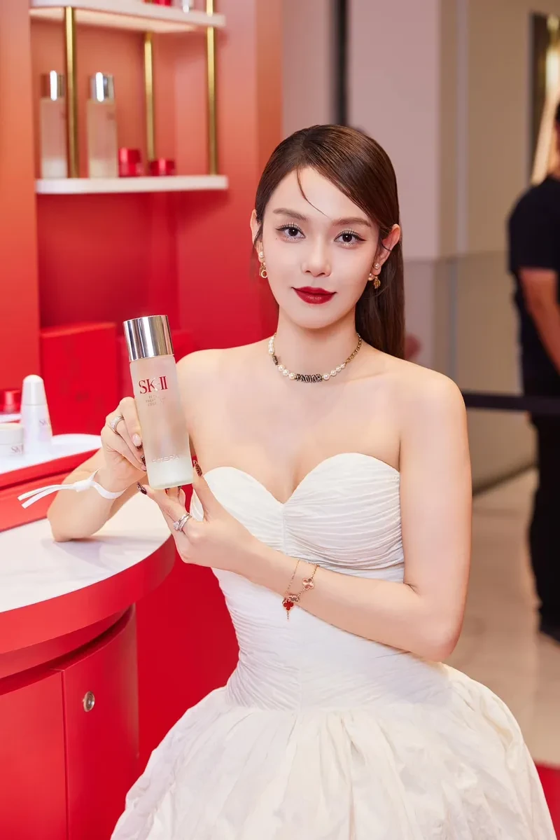 Diễn viên Minh Hằng sinh năm 1987 và luôn gây ấn tượng với khán giả Diễn viên Minh Hằng sinh năm 1987 và luôn gây ấn tượng với khán giả