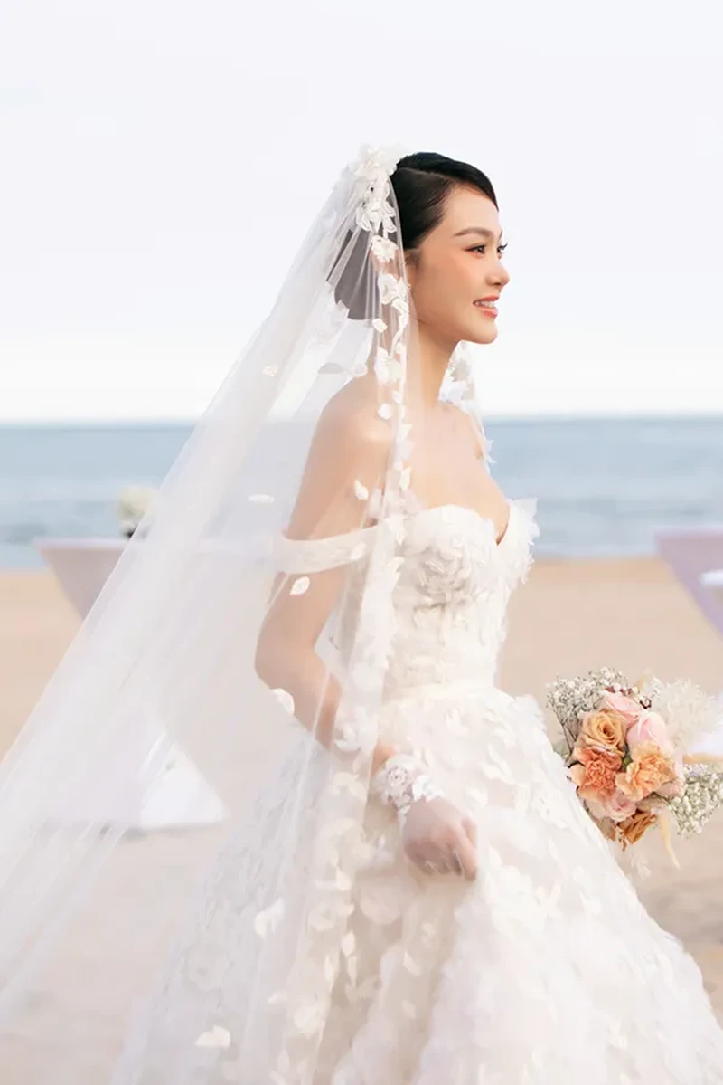 Diễn viên điện ảnh Minh Hằng luôn thể hiện tài năng xuất sắc Diễn viên điện ảnh Minh Hằng luôn thể hiện tài năng xuất sắc