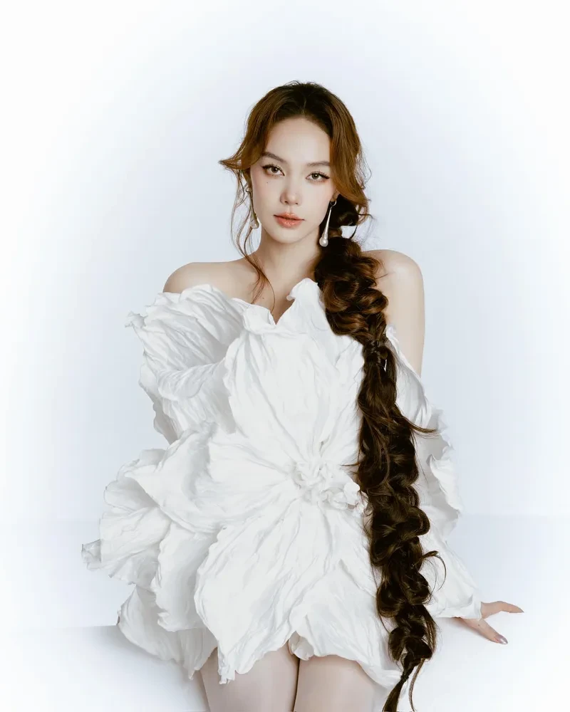Minh Hằng ngày xưa là hình ảnh đáng nhớ trong lòng người hâm mộ Minh Hằng ngày xưa là hình ảnh đáng nhớ trong lòng người hâm mộ