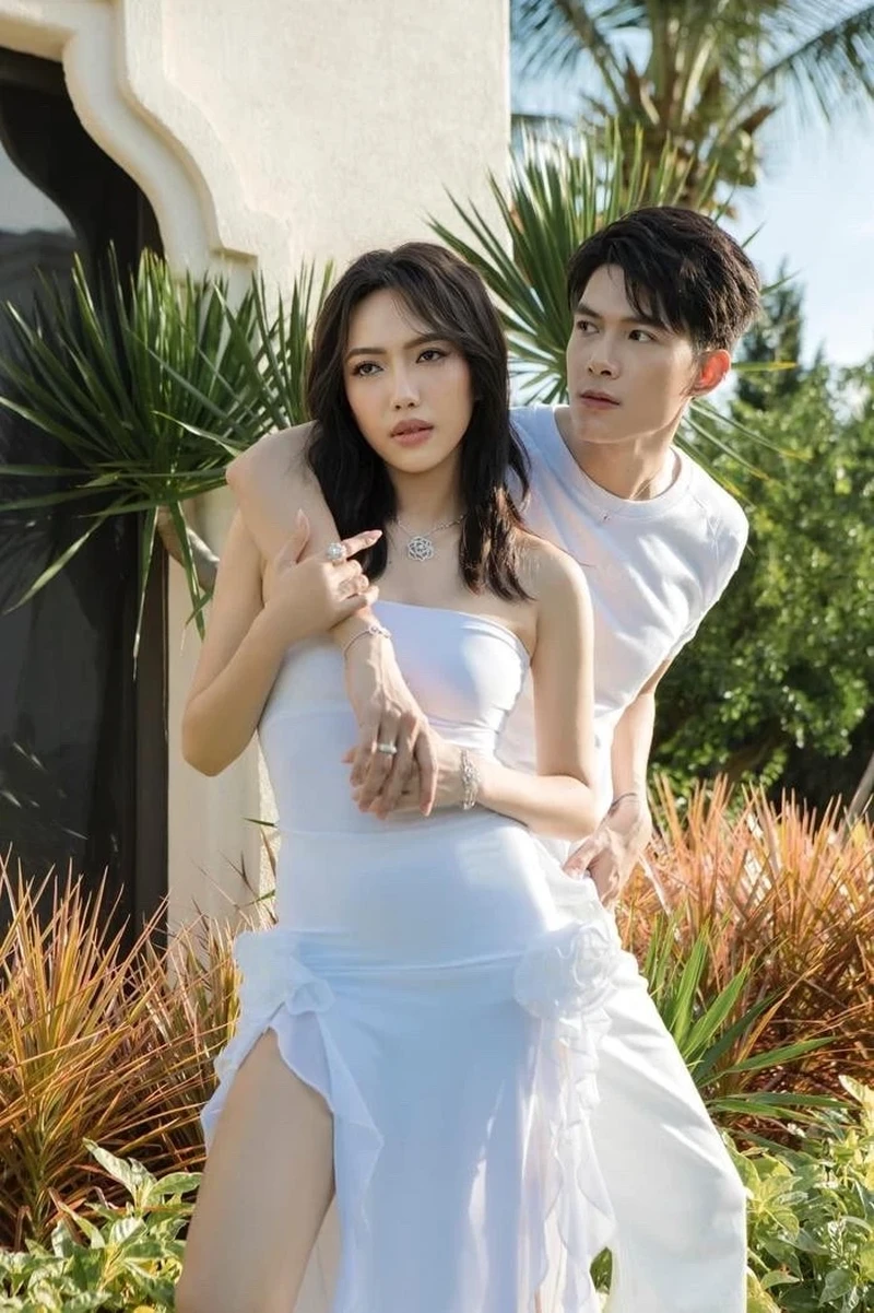 Ảnh cưới Anh Tú Diệu Nhi luôn ghi lại những khoảnh khắc hạnh phúc