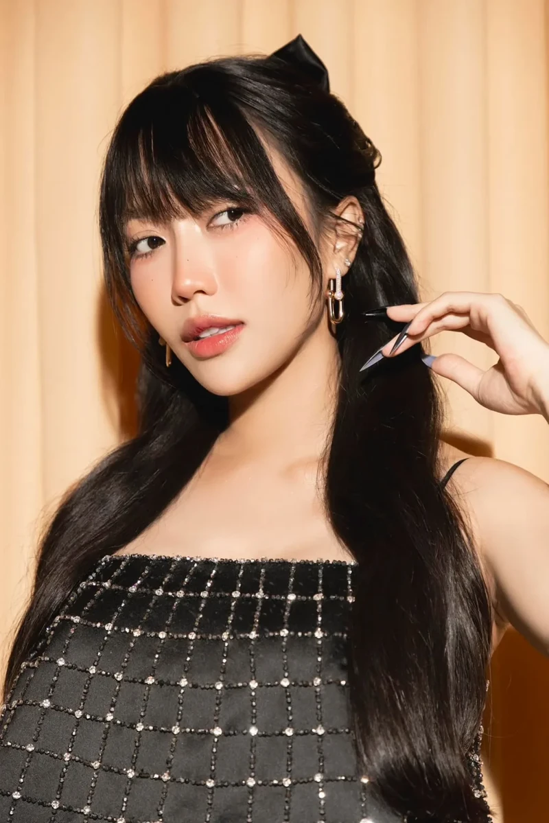 Diệu Nhi và Ngọc Trinh là cặp đôi nổi bật trong làng giải trí