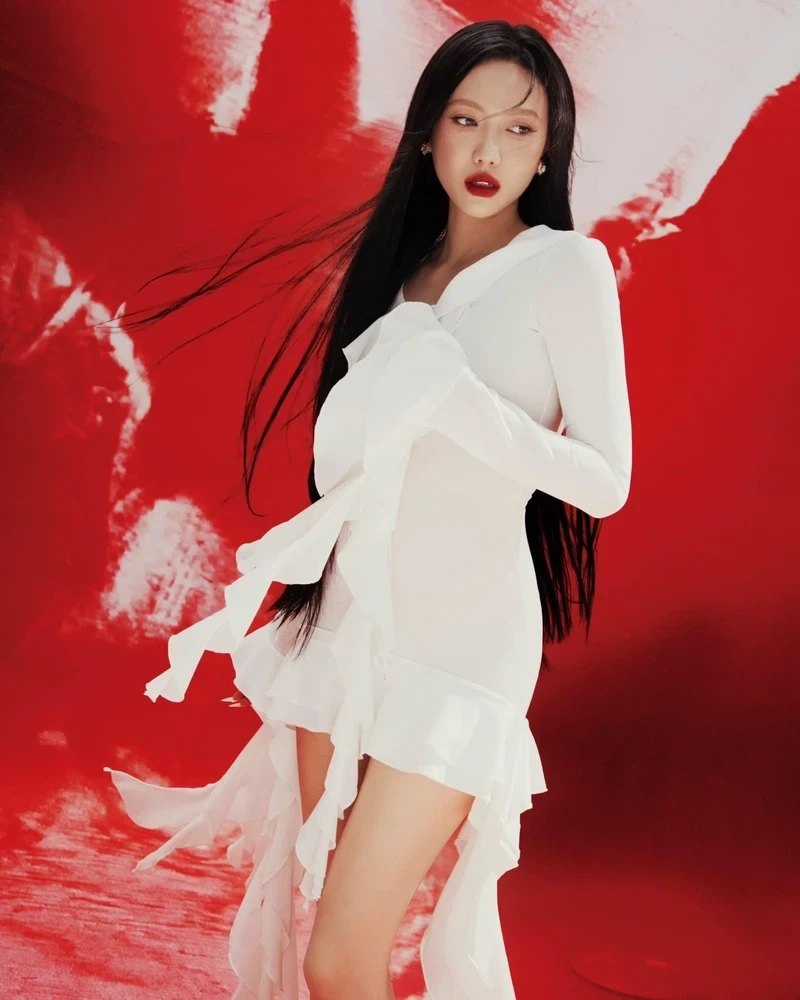 Diệu Nhi trong đám cưới Minh Hằng gây ấn tượng mạnh