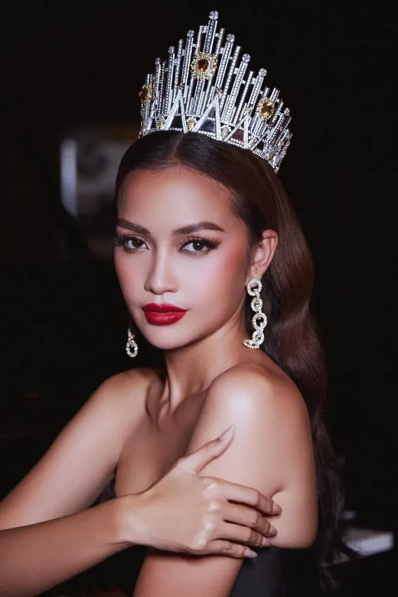 Ngọc Châu thi hoa hậu hoàn vũ với sự tự tin và quyết tâm Ngọc Châu thi hoa hậu hoàn vũ với sự tự tin và quyết tâm