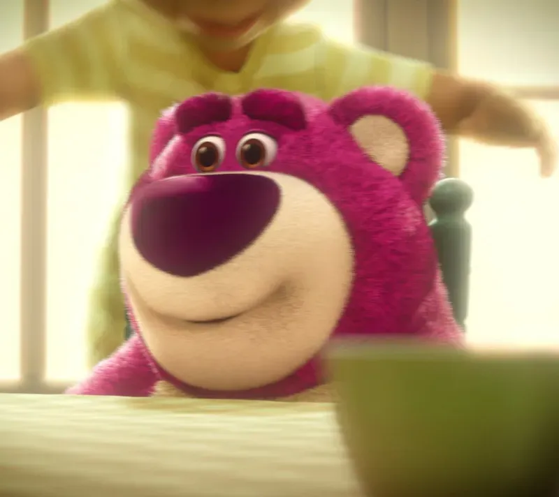 Gấu lotso dâu là món quà tuyệt vời cho những ai yêu thích sự ngọt ngào Gấu lotso dâu là món quà tuyệt vời cho những ai yêu thích sự ngọt ngào