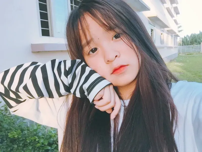 Các kiểu tóc ngắn dễ thương cho mặt dài tạo nên vẻ trẻ trung và năng động Các kiểu tóc ngắn dễ thương cho mặt dài tạo nên vẻ trẻ trung và năng động
