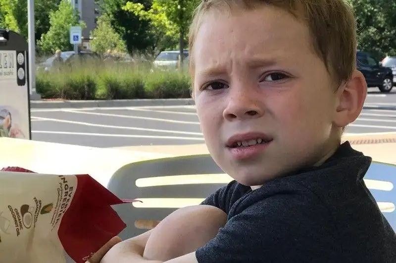 Ảnh meme bất ngờ anh da đen giúp bạn thư giãn và cười thoải mái Ảnh meme bất ngờ anh da đen giúp bạn thư giãn và cười thoải mái