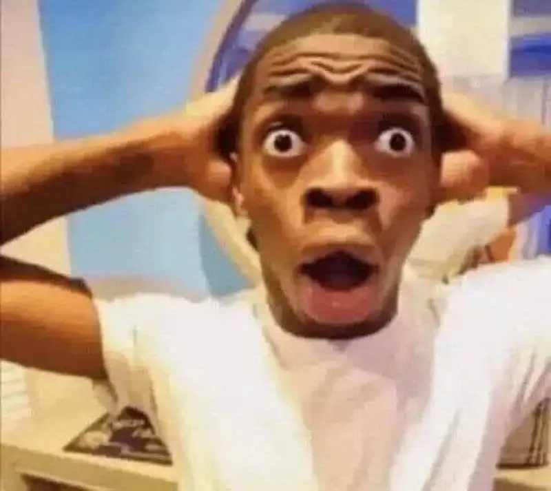 Bất ngờ meme anh da đen ôm đầu hoảng hốt mang lại tiếng cười Bất ngờ meme anh da đen ôm đầu hoảng hốt mang lại tiếng cười
