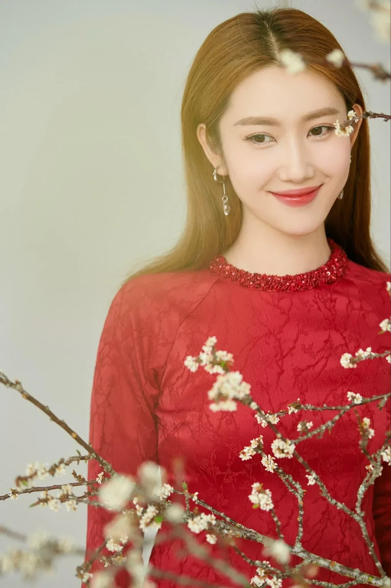 Thuý Ngân tự tin khoe sắc với bộ bikini gợi cảm, thu hút mọi ánh nhìn Thuý Ngân tự tin khoe sắc với bộ bikini gợi cảm, thu hút mọi ánh nhìn