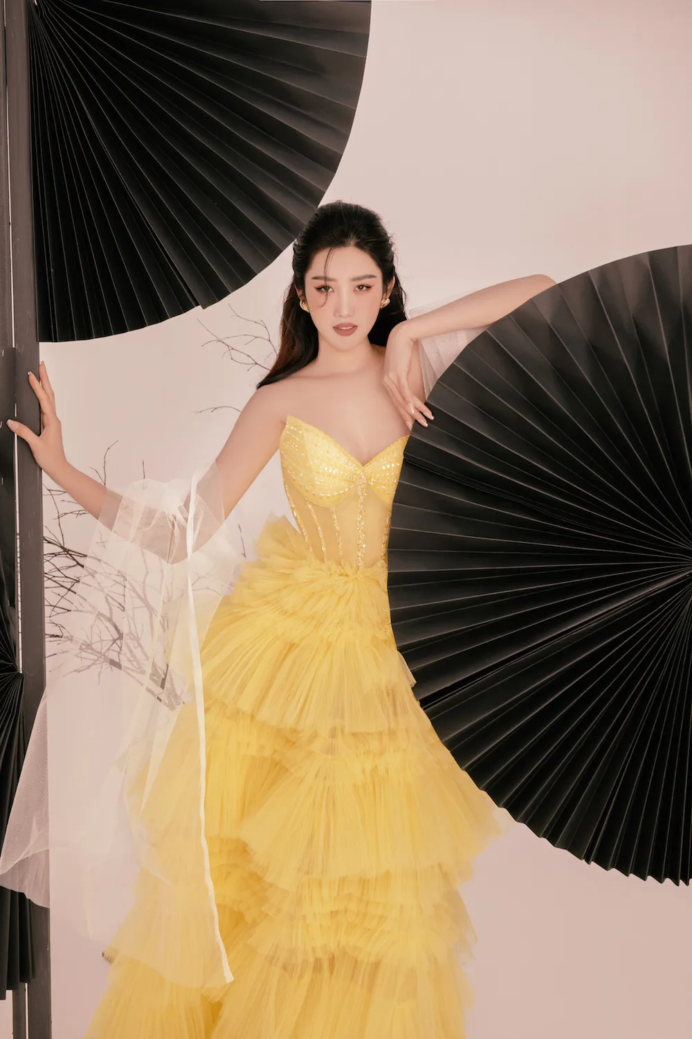 Sự kết hợp hoàn hảo giữa Lan Ngọc và Thuý Ngân trong các dự án nghệ thuật Sự kết hợp hoàn hảo giữa Lan Ngọc và Thuý Ngân trong các dự án nghệ thuật