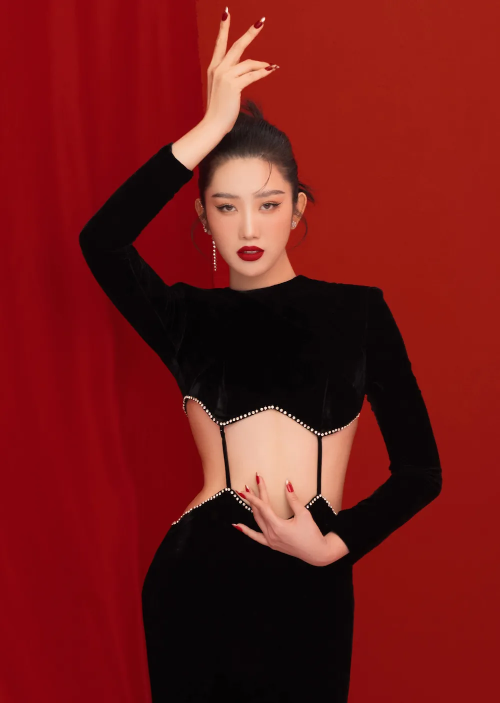 Cùng chiêm ngưỡng những hình ảnh ấn tượng về Thuý Ngân, từ hoạt động đến đời sống cá nhân Cùng chiêm ngưỡng những hình ảnh ấn tượng về Thuý Ngân, từ hoạt động đến đời sống cá nhân