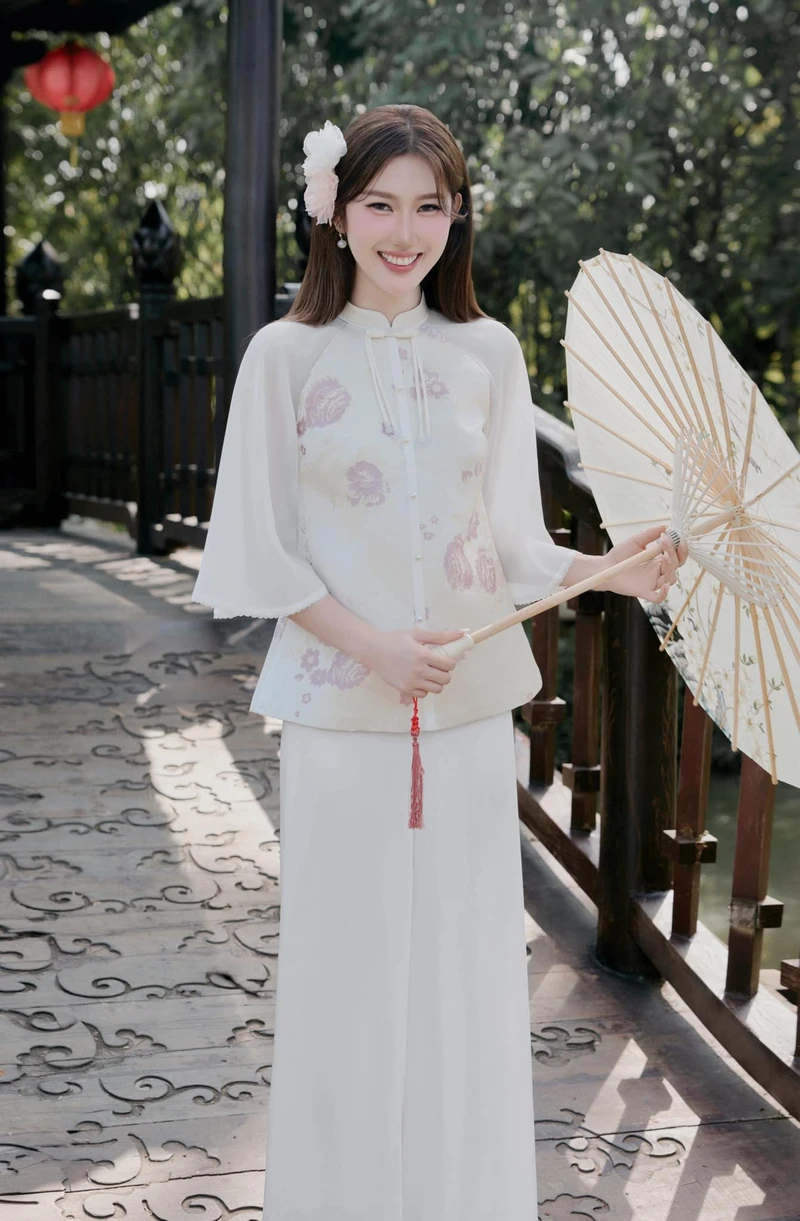 Cặp đôi Thuý Ngân và Trương Thế Vinh có đám cưới đáng nhớ khiến người hâm mộ xúc động Cặp đôi Thuý Ngân và Trương Thế Vinh có đám cưới đáng nhớ khiến người hâm mộ xúc động