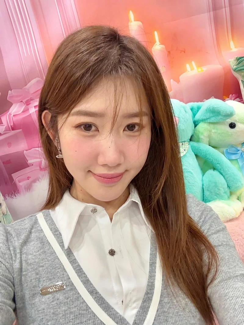 Câu chuyện về việc Thuý Ngân sửa mũi giúp cô nàng hoàn thiện nhan sắc Câu chuyện về việc Thuý Ngân sửa mũi giúp cô nàng hoàn thiện nhan sắc