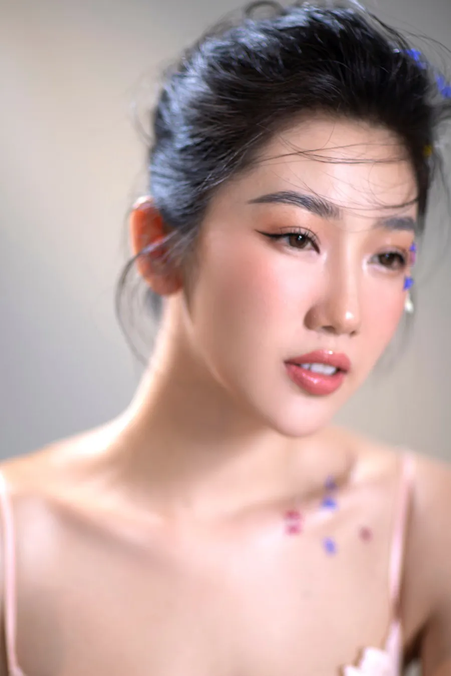 Với body nóng bỏng, Thủy Ngân tỏa sáng trong bộ bikini đầy quyến rũ Với body nóng bỏng, Thủy Ngân tỏa sáng trong bộ bikini đầy quyến rũ