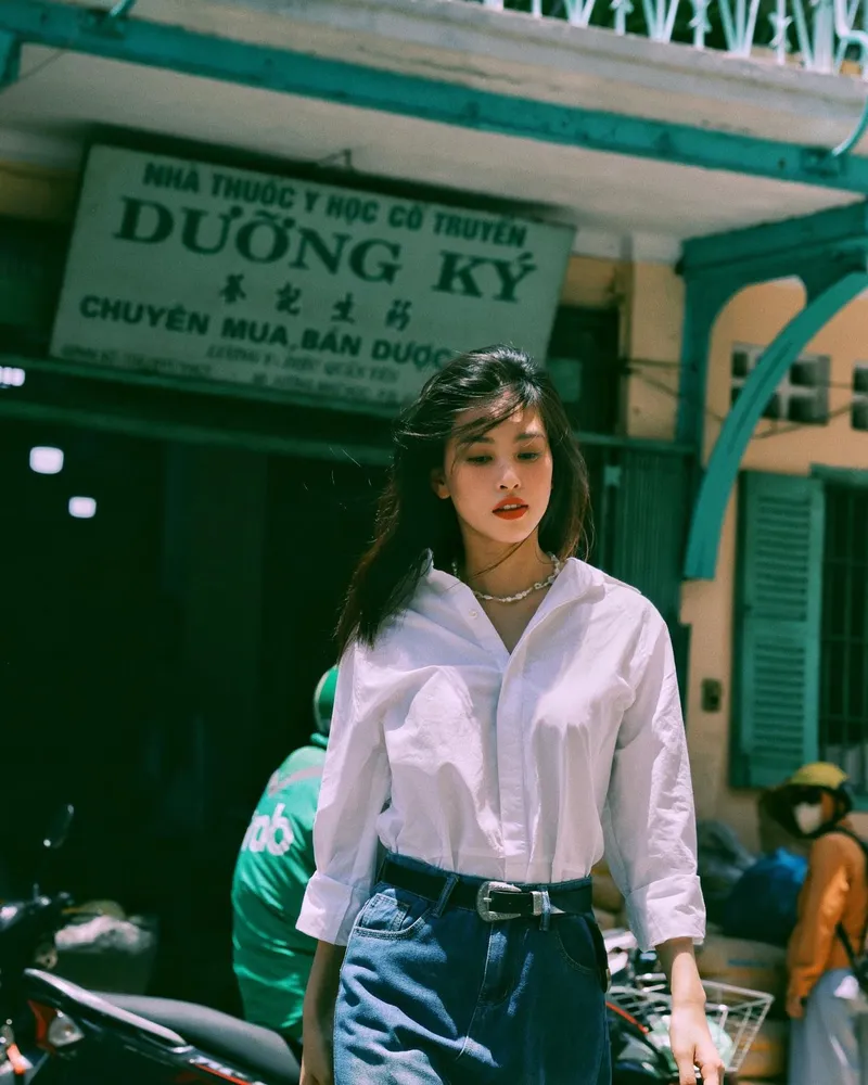 Hoa hậu Trần Tiểu Vy bikini là biểu tượng của sắc đẹp hiện đại