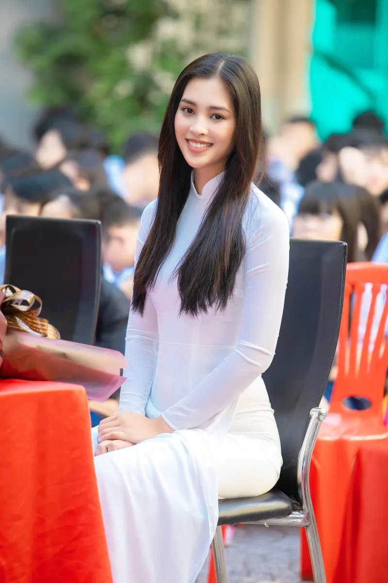 Hoa hậu Vy là một trong những người đẹp nổi bật hiện nay