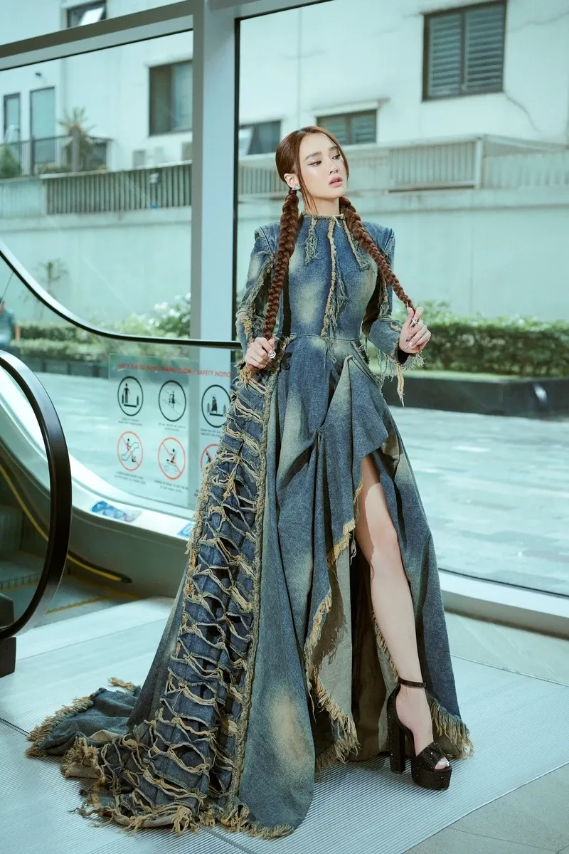 Ảnh Nhã Phương luôn thu hút sự quan tâm của người hâm mộ Ảnh Nhã Phương luôn thu hút sự quan tâm của người hâm mộ