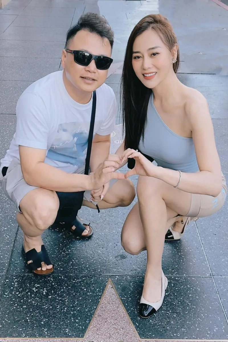 Bình và Phương Oanh là cặp đôi được yêu thích trong làng giải trí Bình và Phương Oanh là cặp đôi được yêu thích trong làng giải trí