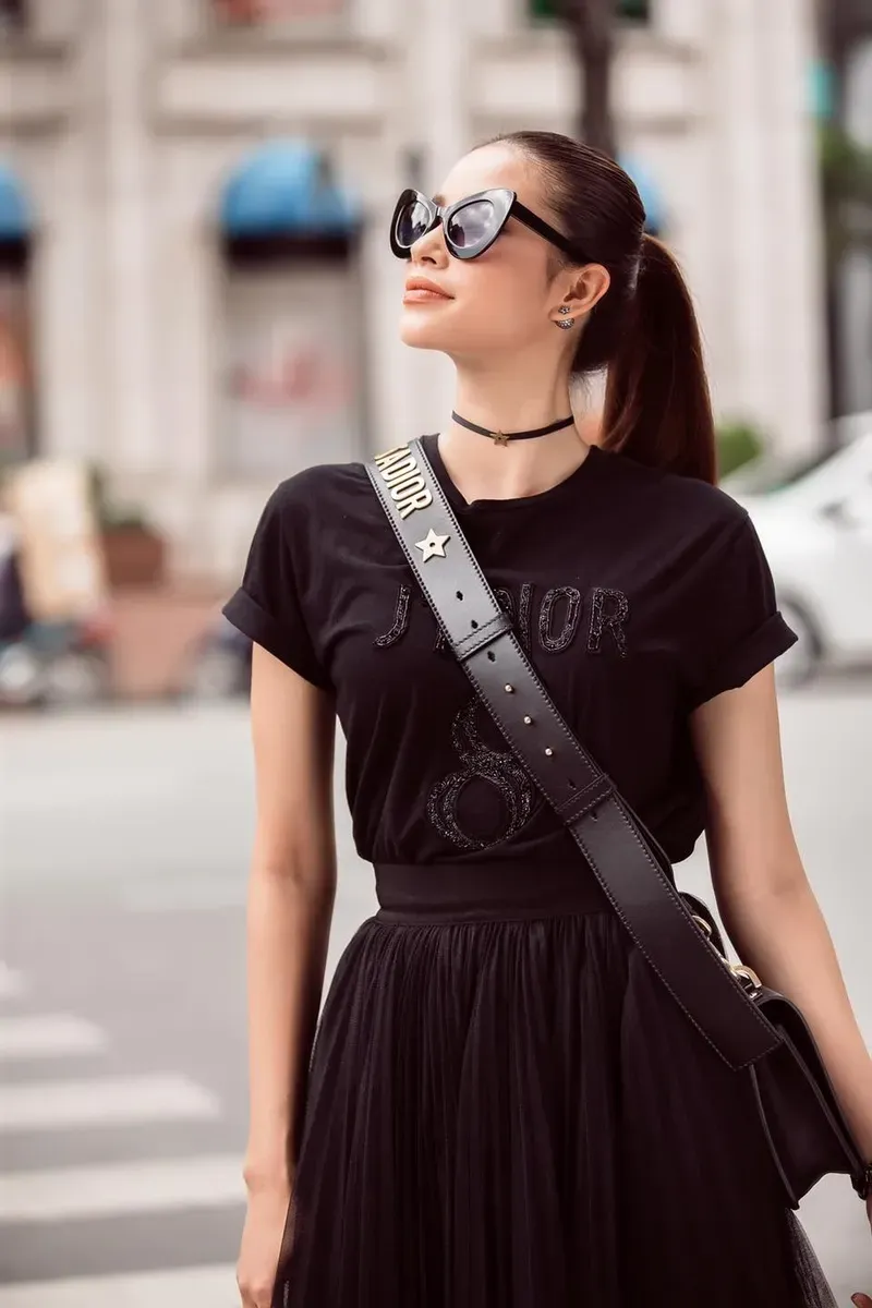 Phạm Hương chụp ảnh cưới với những khoảnh khắc đáng nhớ Phạm Hương chụp ảnh cưới với những khoảnh khắc đáng nhớ