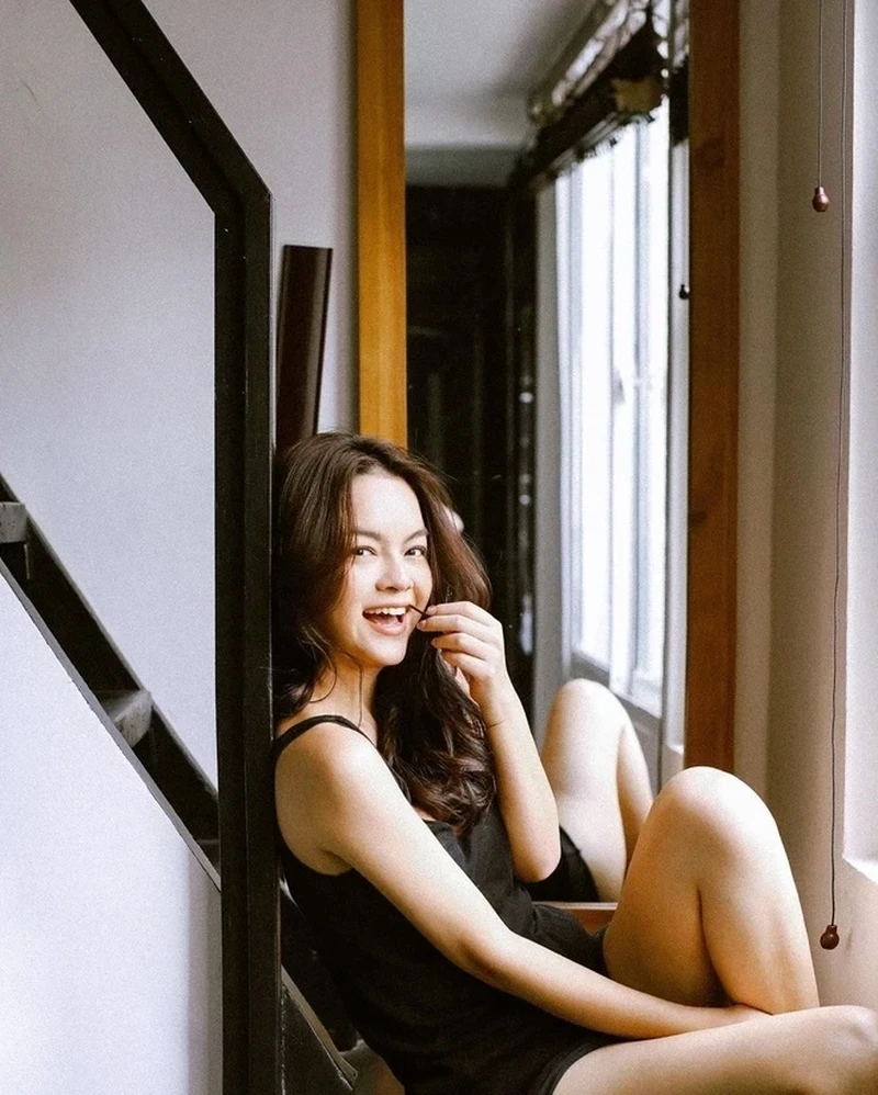 Phạm Quỳnh Anh trong Em và Trịnh mang đến nhiều cảm xúc cho khán giả