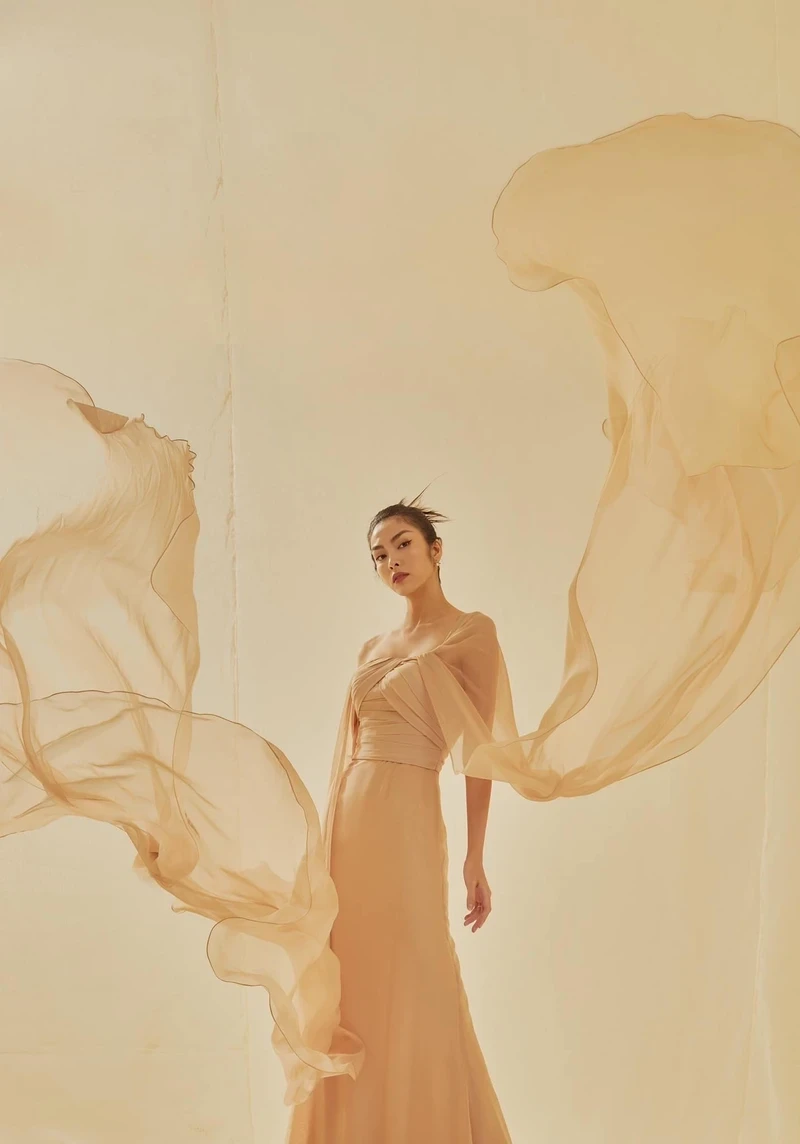 Thời trang của Tăng Thanh Hà luôn được yêu thích và cập nhật