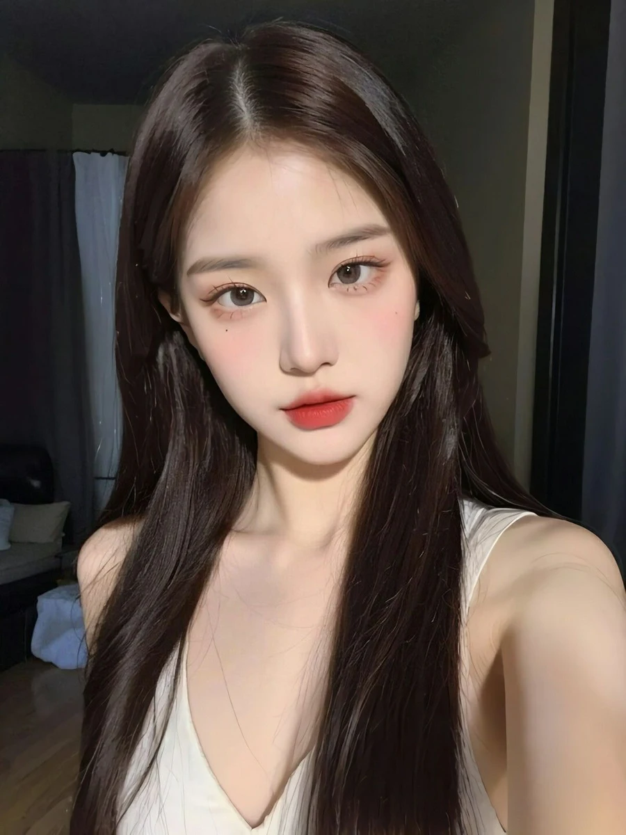 Gái xinh cute tóc dài là hình mẫu của sự trẻ trung và năng động Gái xinh cute tóc dài là hình mẫu của sự trẻ trung và năng động