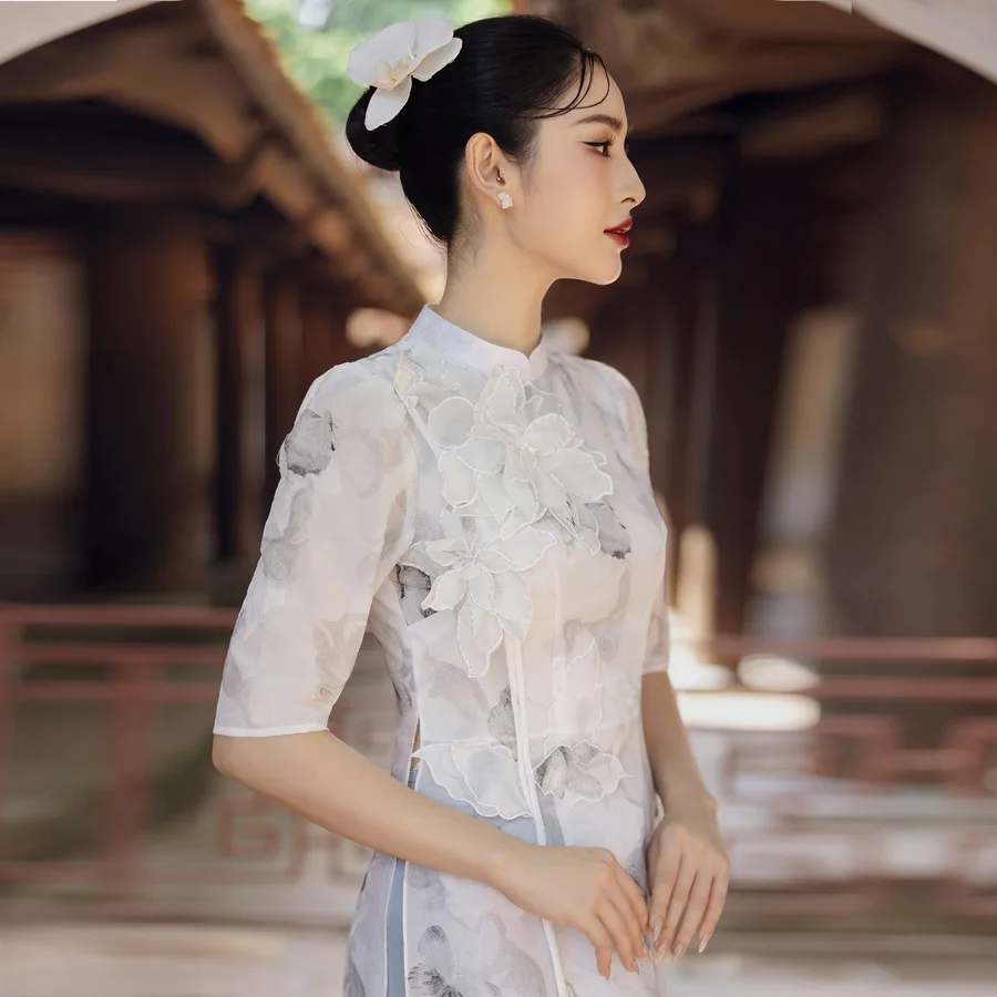 Áo dài tay nữ mang đến sự thanh lịch và duyên dáng Áo dài tay nữ mang đến sự thanh lịch và duyên dáng
