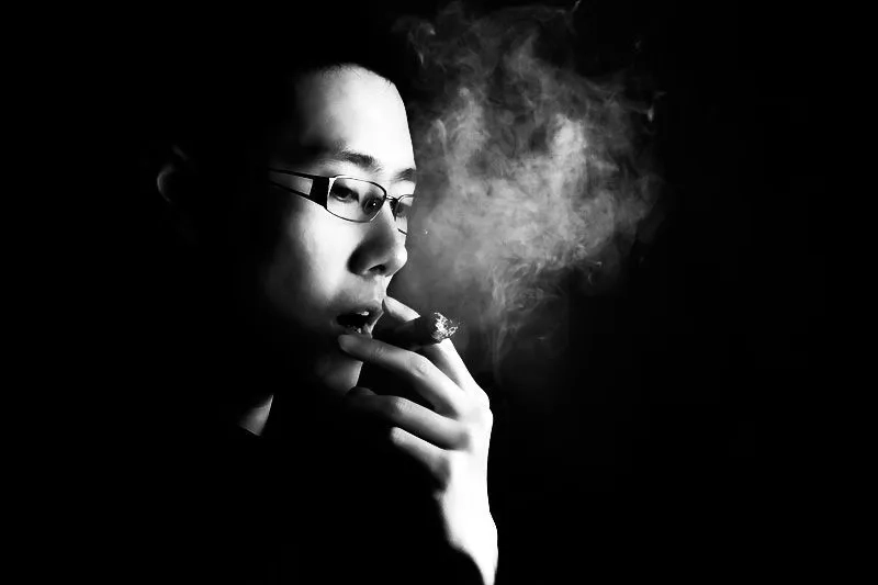 Avatar chất ngầu hút thuốc thể hiện phong cách độc đáo và ấn tượng Avatar chất ngầu hút thuốc thể hiện phong cách độc đáo và ấn tượng