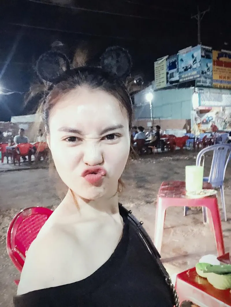 Ảnh con vịt meme mang đến sự hài hước cho những ai yêu thích động vật Ảnh con vịt meme mang đến sự hài hước cho những ai yêu thích động vật