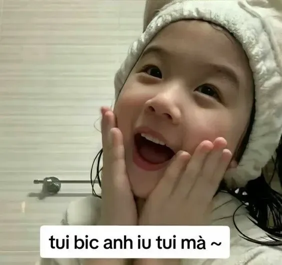 Meme anh da đen ngại ngùng thật đáng yêu và vui nhộn