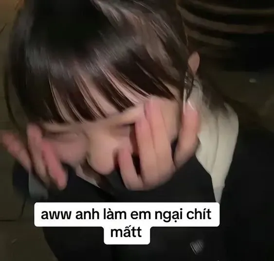 Meme ảnh ngại ngùng cute thật hài hước và thú vị