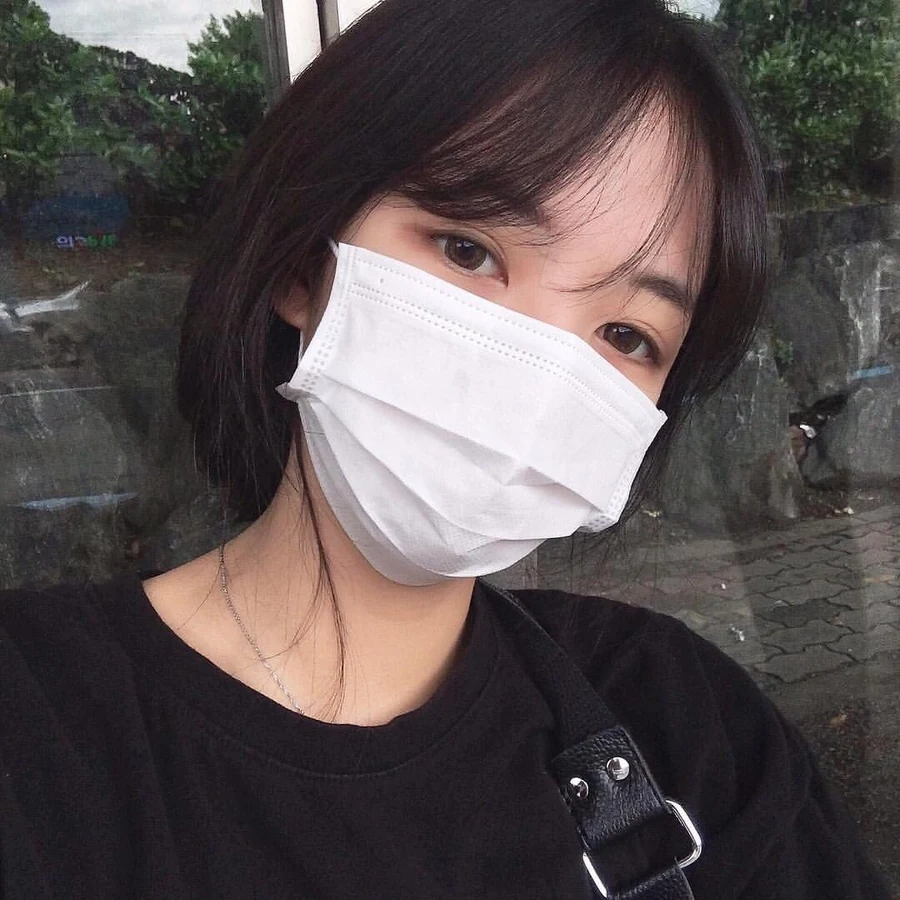 Váy trắng xinh đẹp mặc định giúp bạn tỏa sáng trong mọi bức ảnh Váy trắng xinh đẹp mặc định giúp bạn tỏa sáng trong mọi bức ảnh