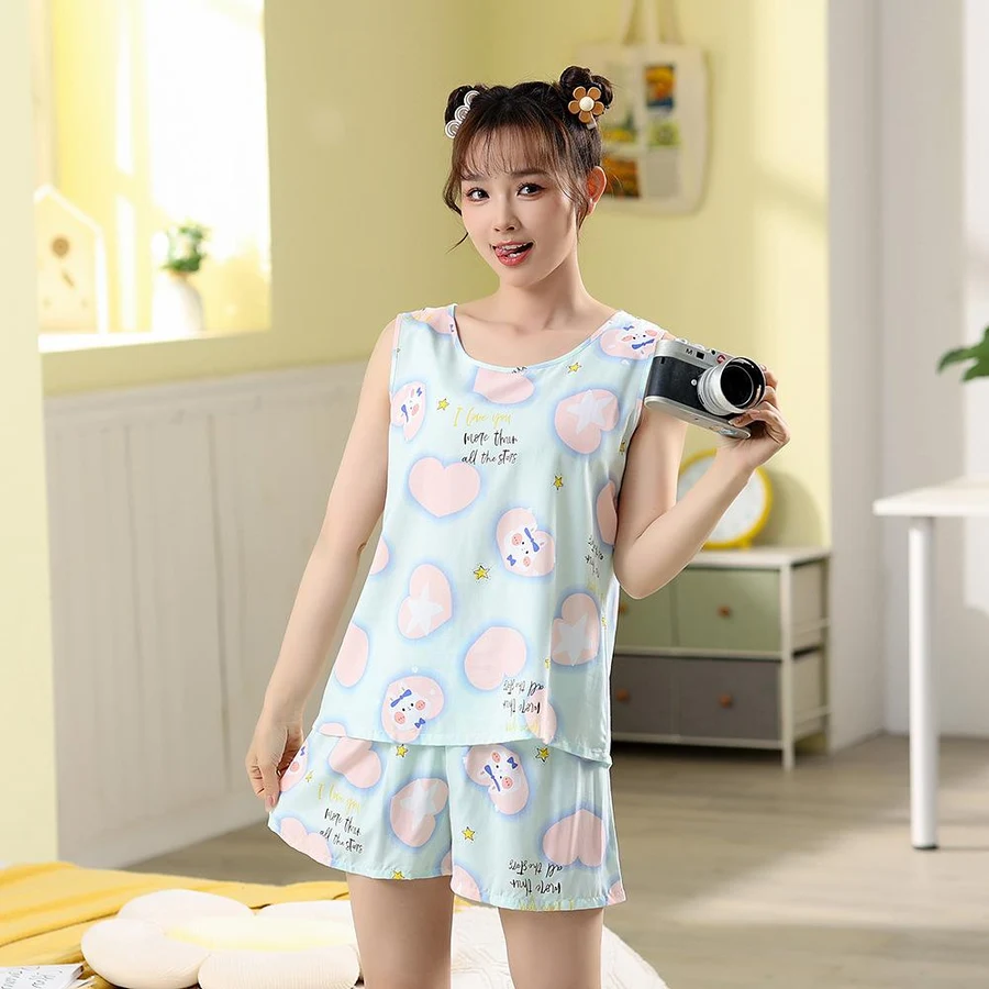 Gái xinh mặc đồ ngủ mỏng mang đến sự quyến rũ cho không gian Gái xinh mặc đồ ngủ mỏng mang đến sự quyến rũ cho không gian