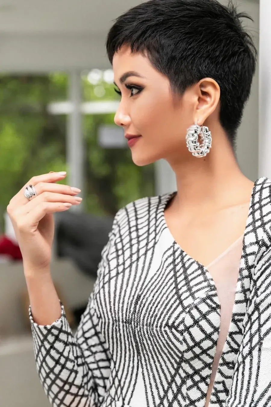 Vương miện Miss Universe 2018 là biểu tượng của thành công Vương miện Miss Universe 2018 là biểu tượng của thành công