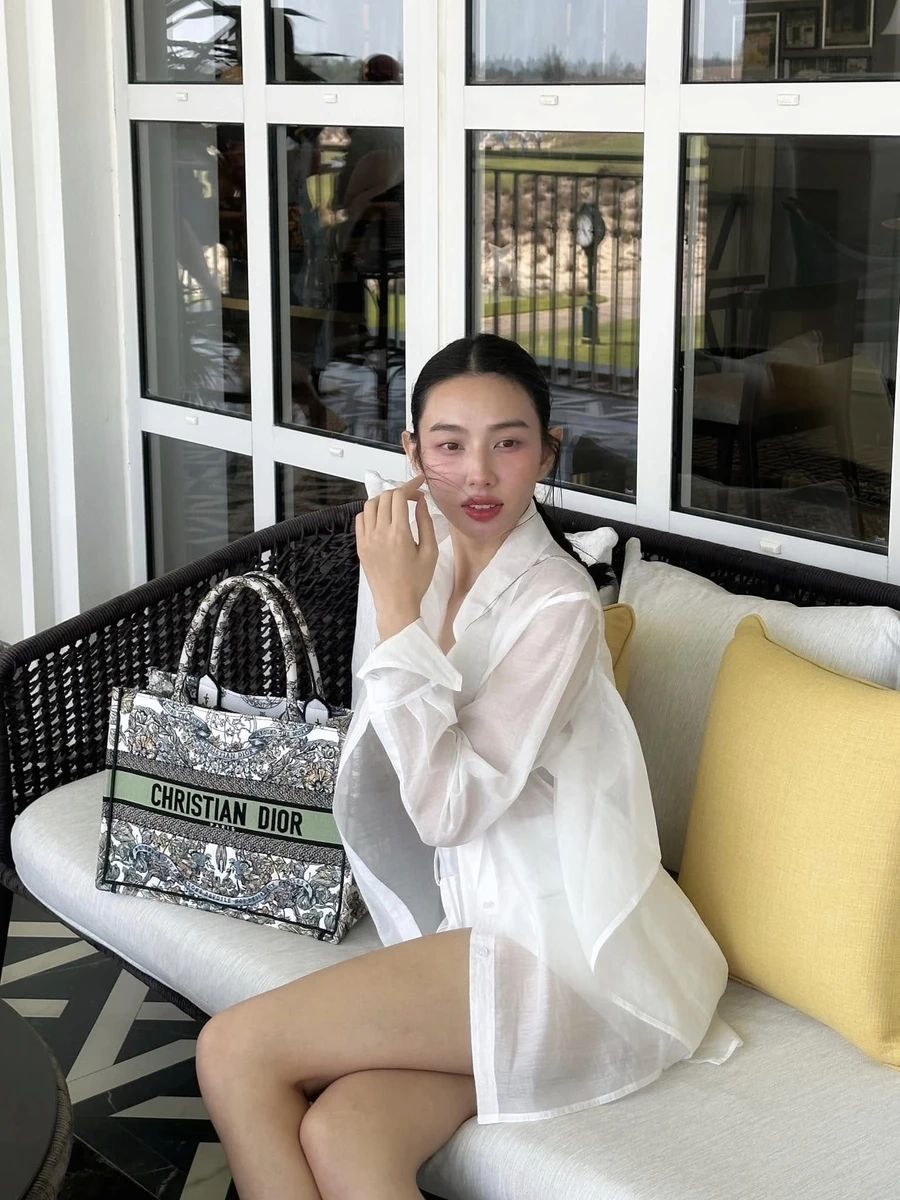 Hoa hậu Nguyễn Thúc Thùy Tiên cao 1m70 với vóc dáng lý tưởng Hoa hậu Nguyễn Thúc Thùy Tiên cao 1m70 với vóc dáng lý tưởng