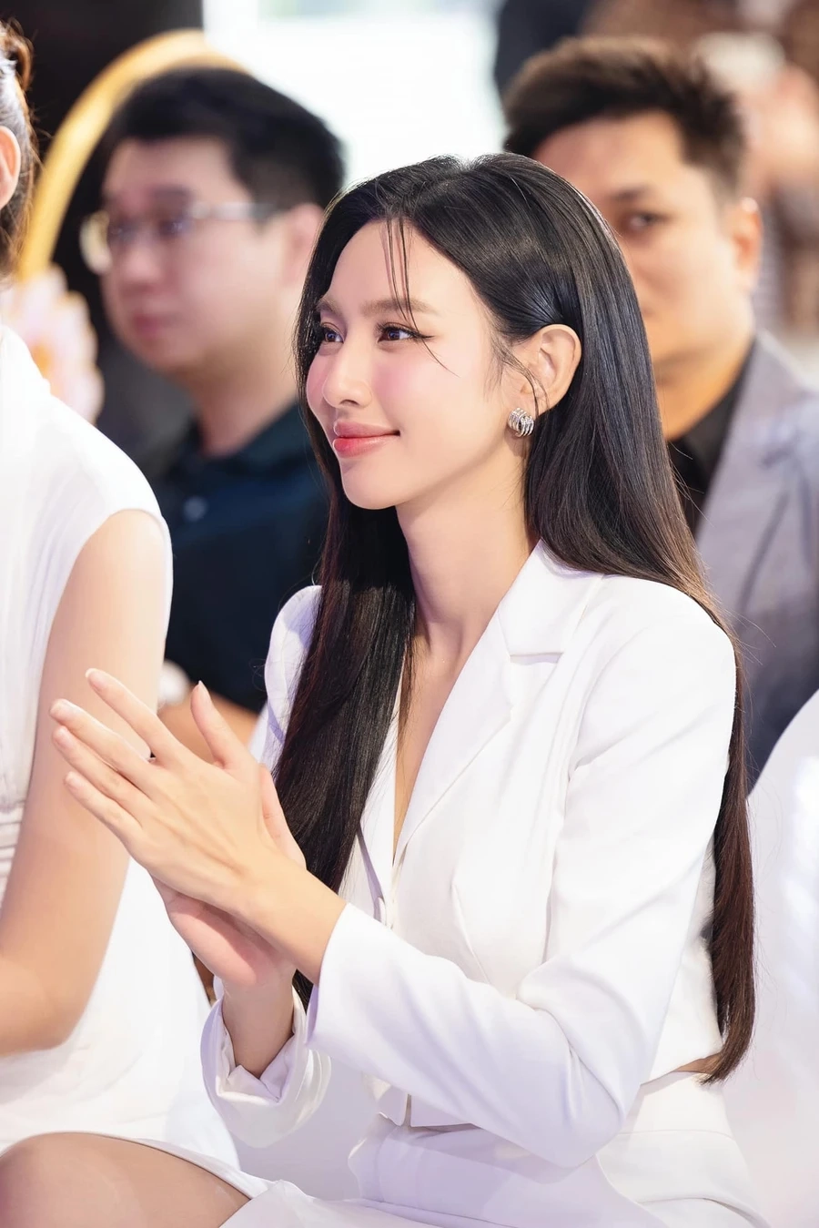 Nguyễn Thúc Thùy Tiên tiểu sử ấn tượng với nhiều thành tựu nổi bật Nguyễn Thúc Thùy Tiên tiểu sử ấn tượng với nhiều thành tựu nổi bật