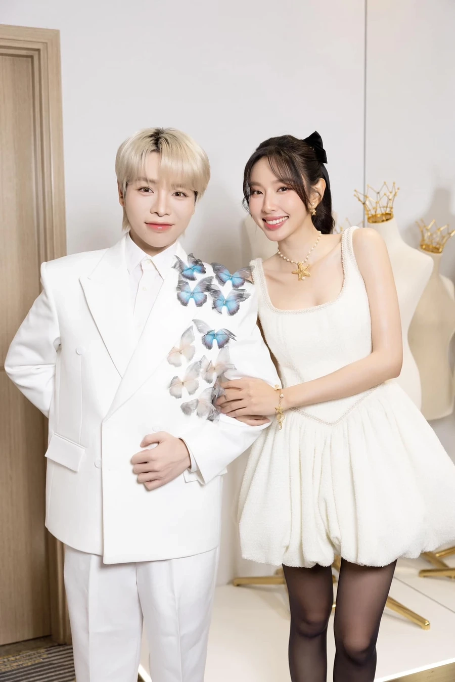 Thủy Tiên hoa hậu hòa bình thế giới là biểu tượng của sắc đẹp và trí tuệ Thủy Tiên hoa hậu hòa bình thế giới là biểu tượng của sắc đẹp và trí tuệ